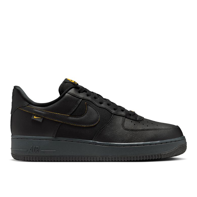 NIKE Air Force 1 '07 