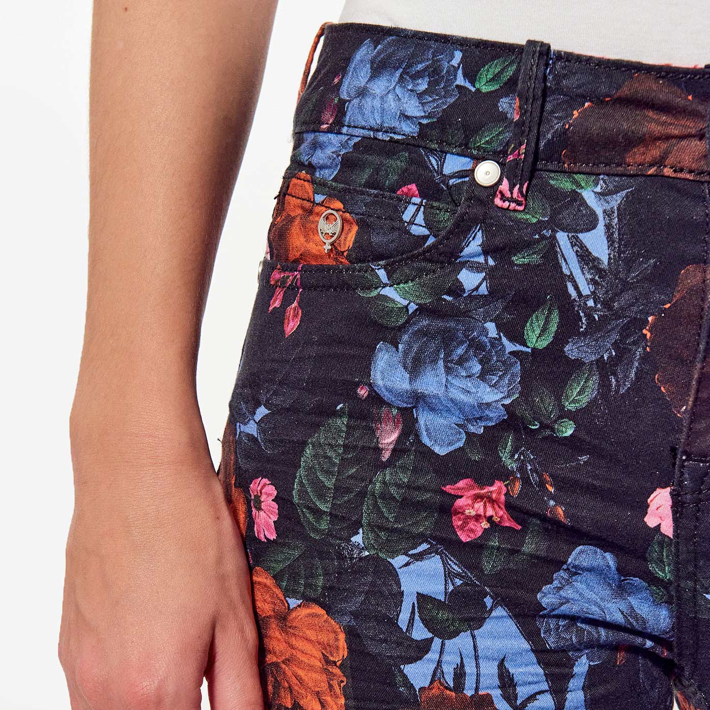 CAMIE  Jean slim fleuri Femme
