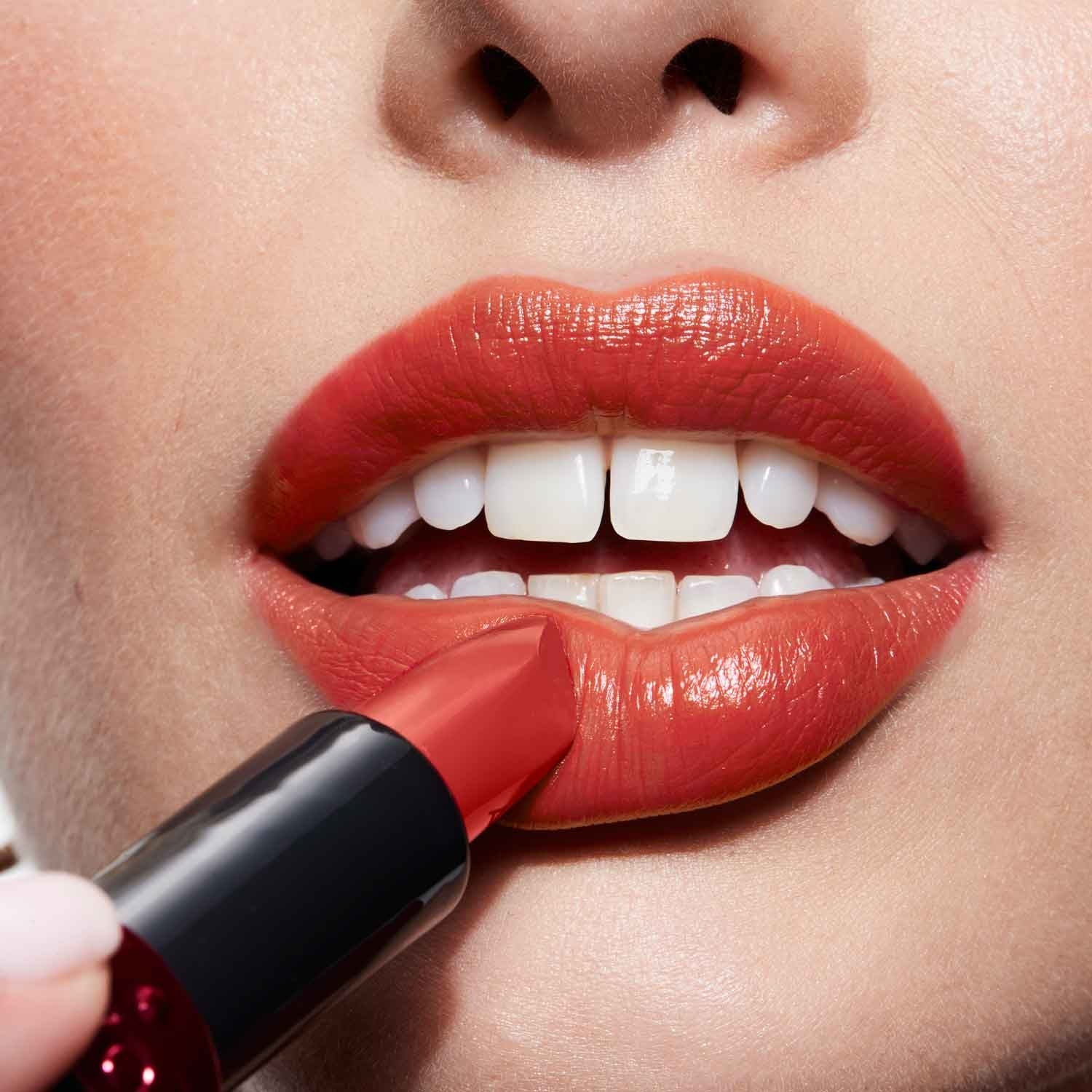 Lip Color Rossetto Ultra Creamy - Rossetto