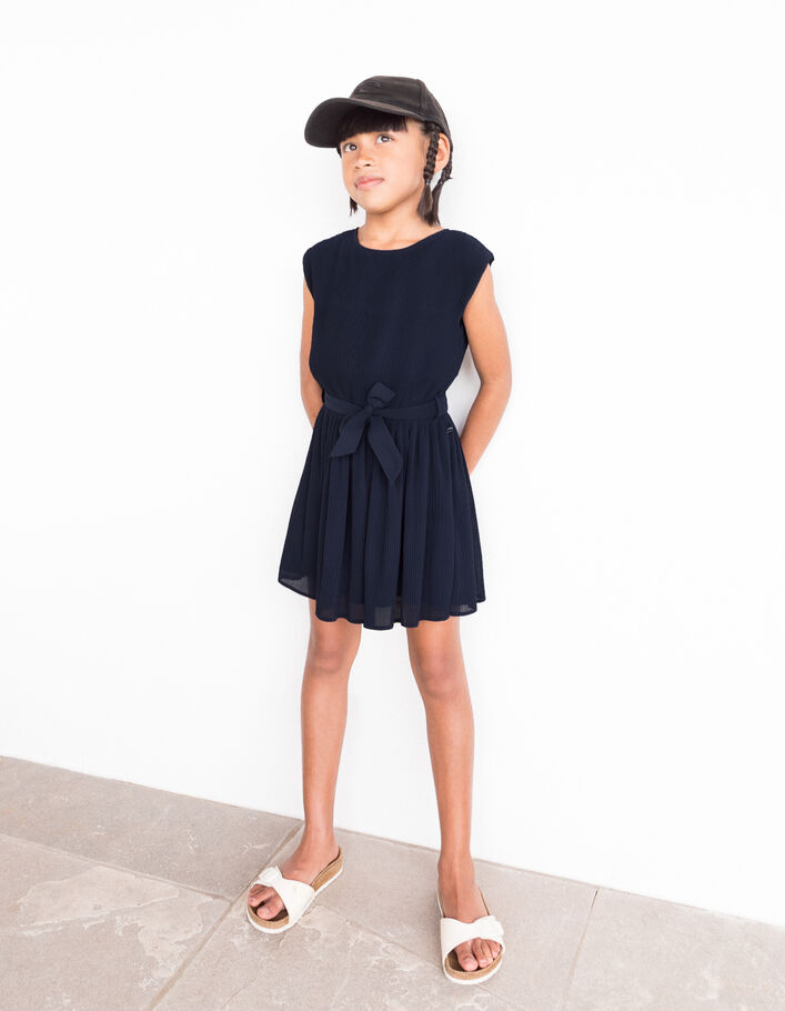 Robe marine plissée avec ceinture fille