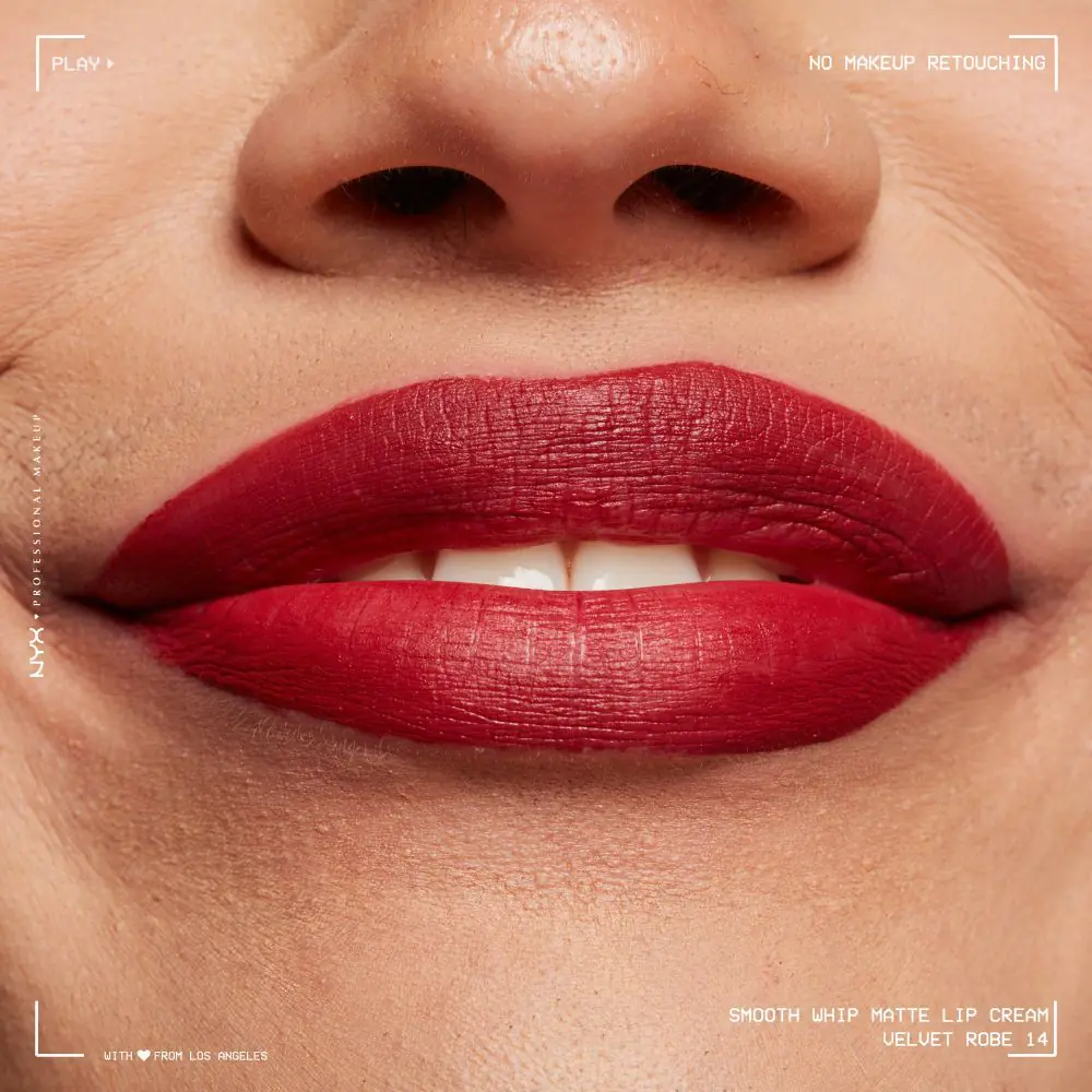 NYX Smooth Whip Matte Lip Cream Pomadka do usana Velvet Robe