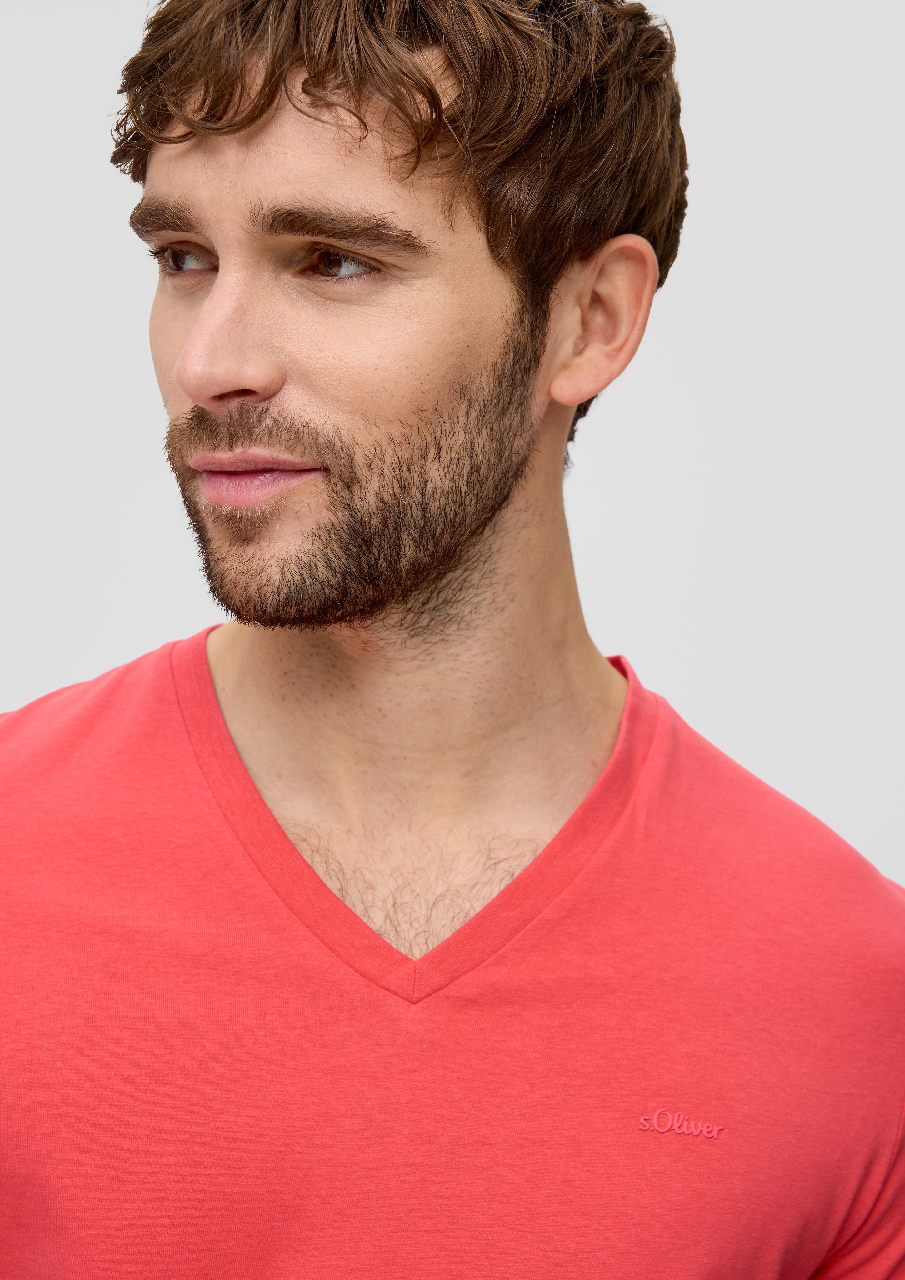 Baumwollshirt mit V-Ausschnitt  2143913-2507