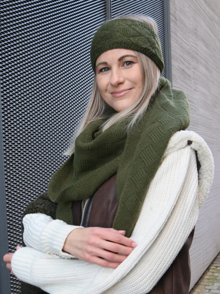 styleBREAKER Strick Dreieckstuch in Oliv günstig kaufen onesize