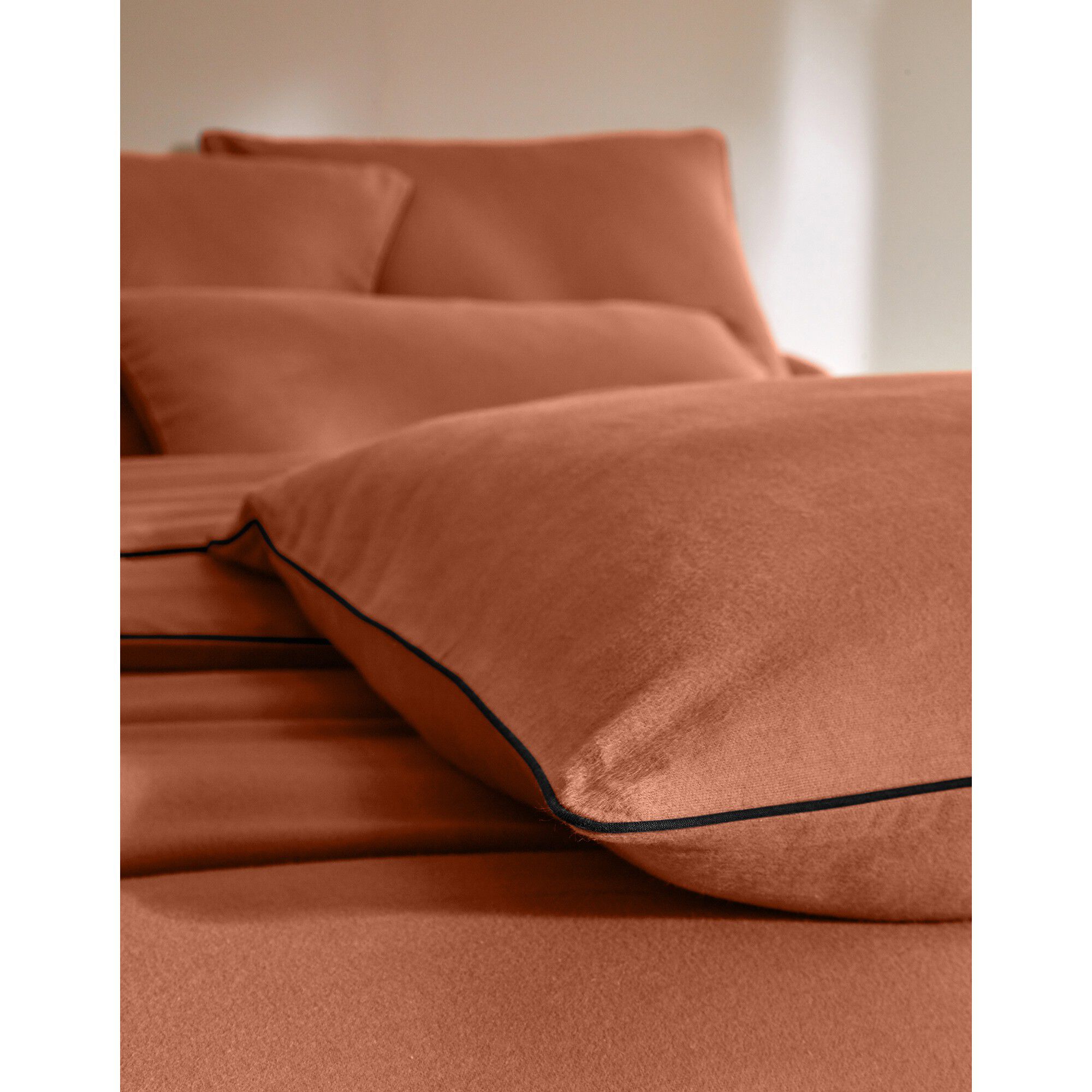 Linge de lit uni flanelle passepoil contrasté, collection 