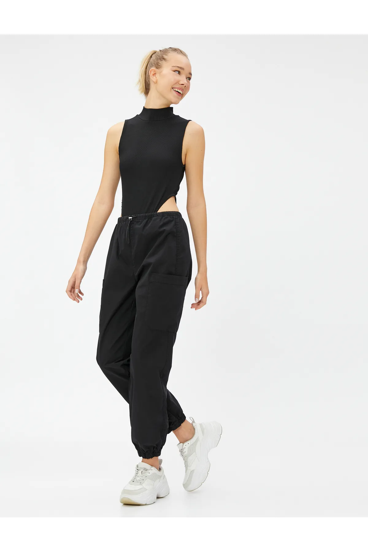 Koton  Cargohose mit Taschendetail, Stopper und elastischem Bund