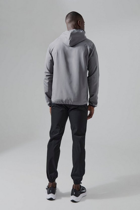 Man Active Windbreaker mit Trichterkragen