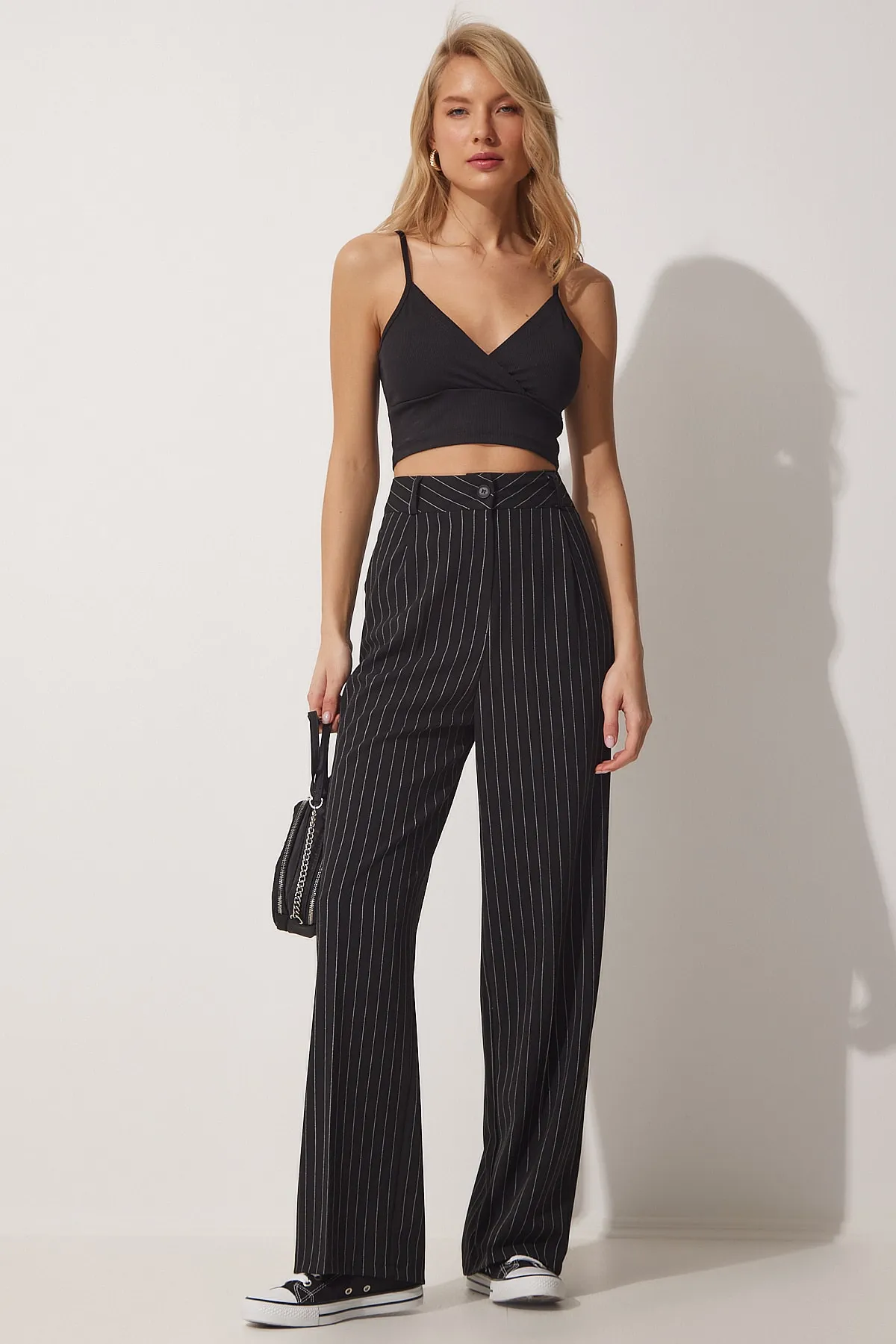 Happiness İstanbul  Schwarze, dünne, gestreifte, lockere, bequeme Webhose für Damen HG00002