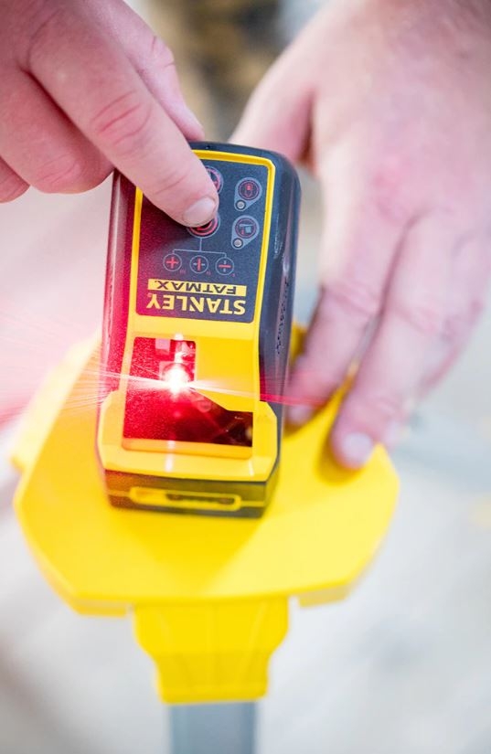 Stanley FMHT77585-1 FATMAX® Laser s ukrštenim linijama FCL-R crveni