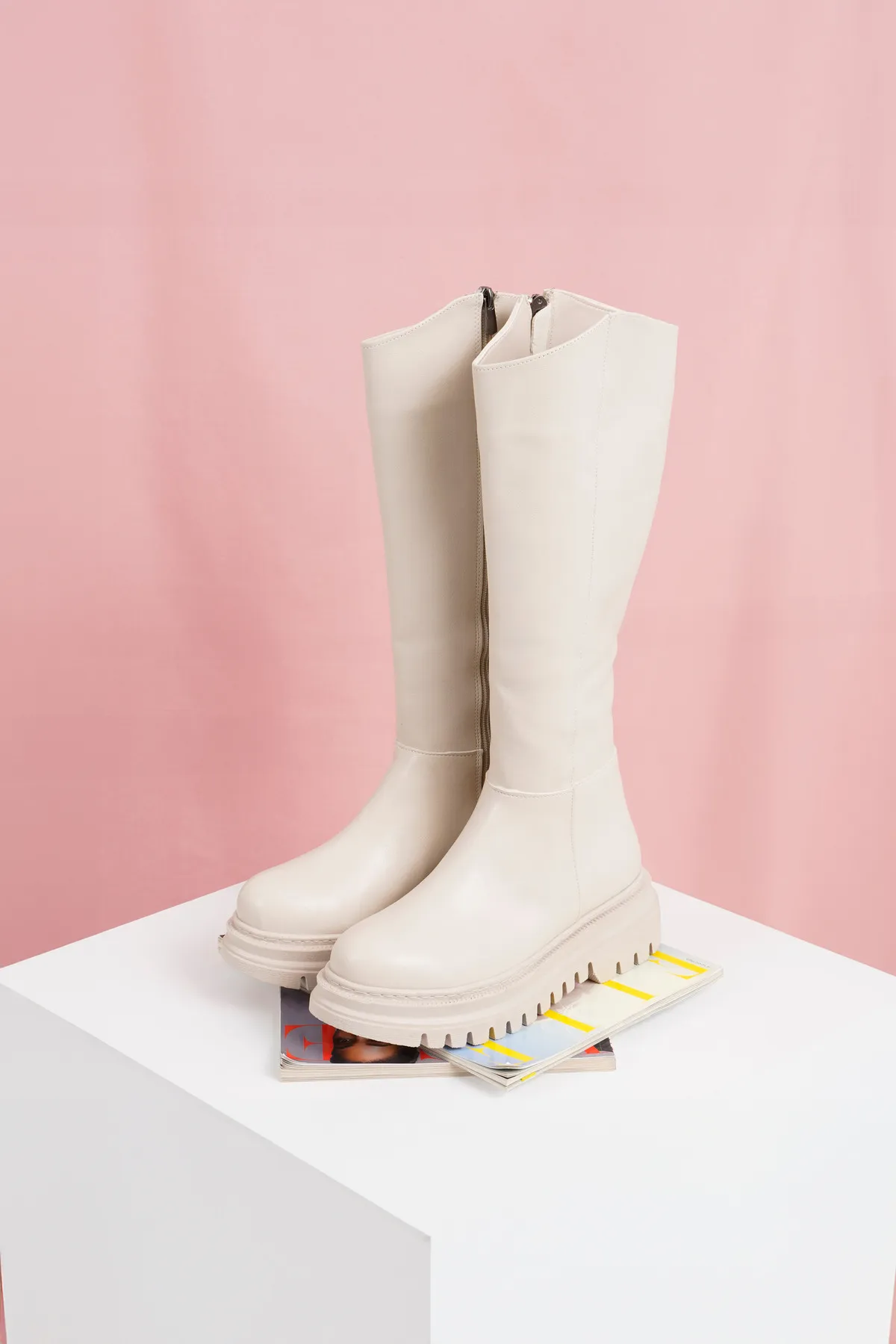 CZ London  Flache Damenstiefel, schnürsenkellos, dicke Sohle, Winterschuhe
