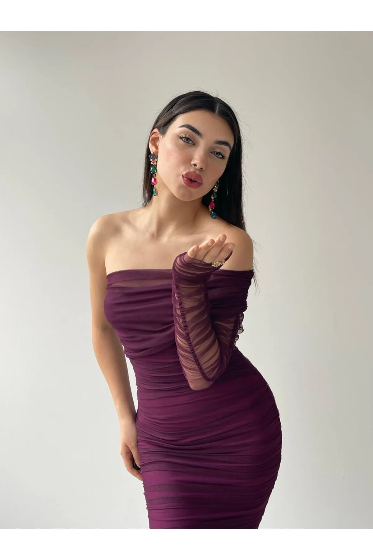 SONREİR  Midi-Tüllkleid mit einem Ärmel
