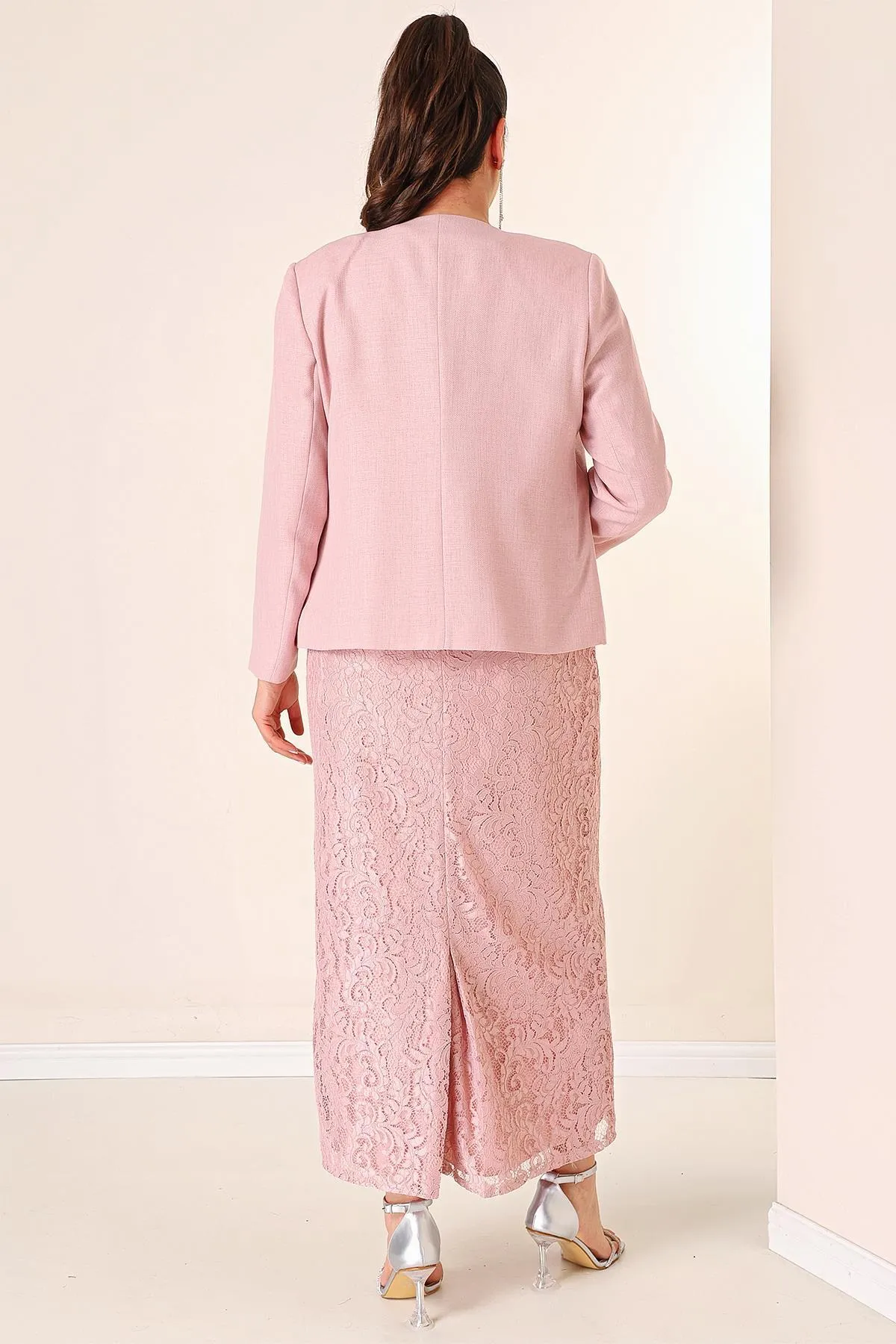 By Saygı  Ärmelloses langes Kleid mit Blumenspitze, steinverzierte Crêpe-Jacke, gefüttert, große Größe, 2-teiliges Set