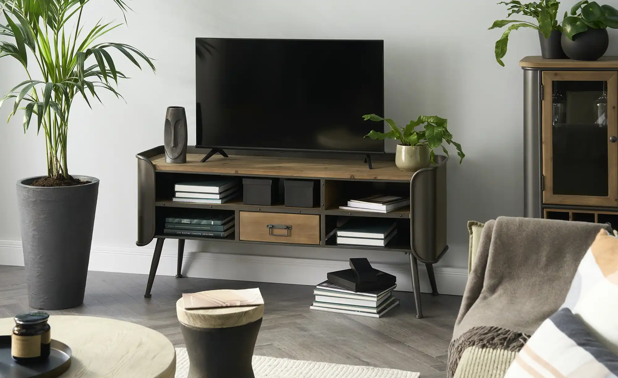 TV-Lowboard