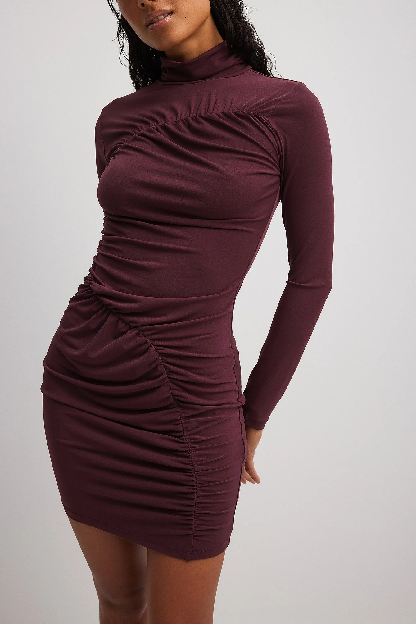Minikleid mit Kragendetail