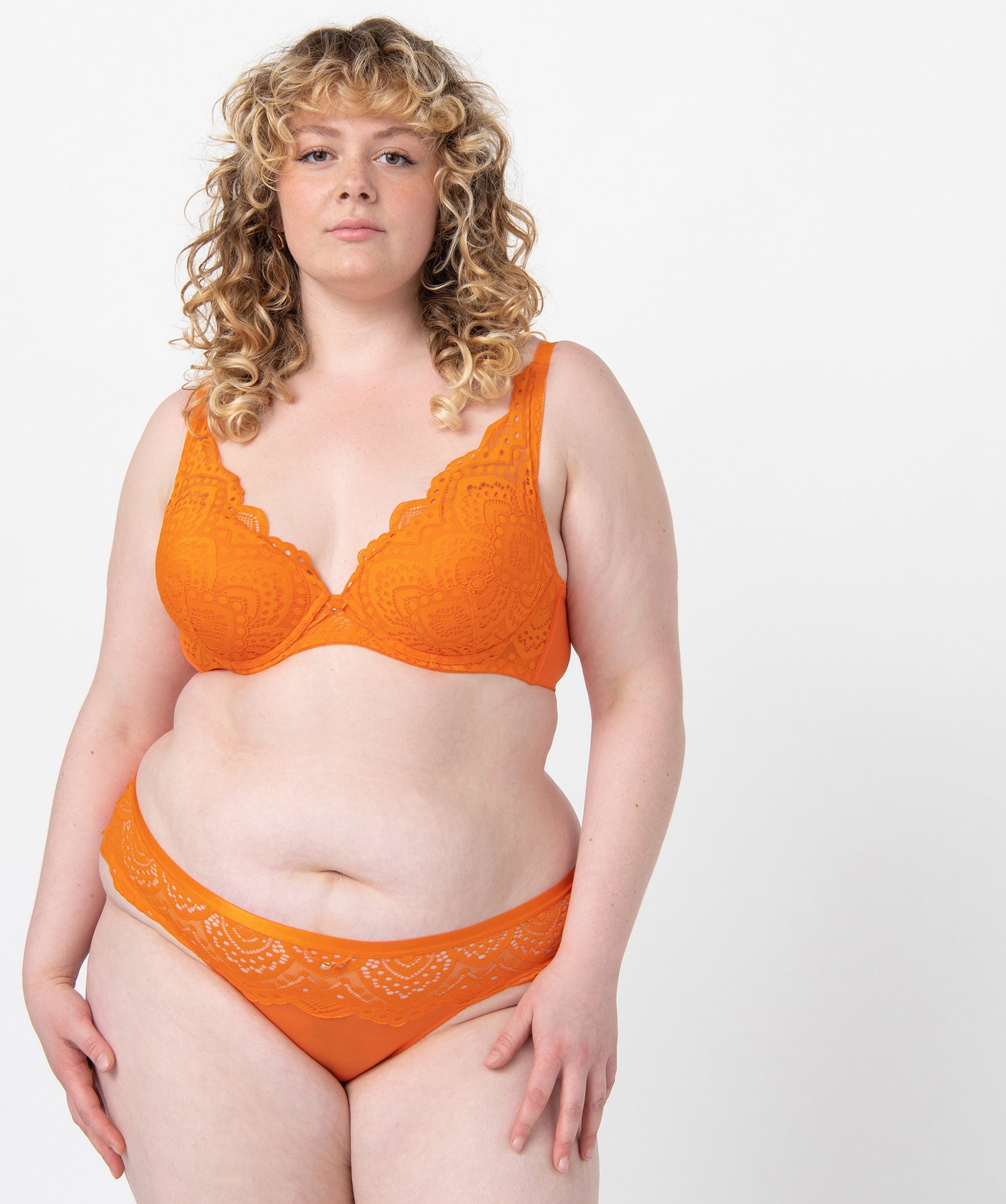Soutien-gorge femme grande taille en dentelle et microfibre orange | GEMO