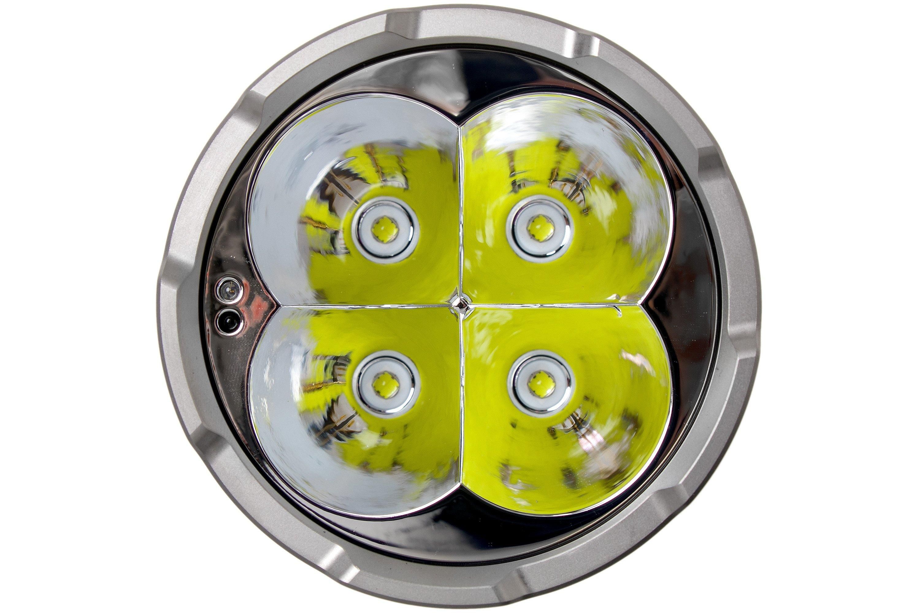 Fenix LR50R Taschenlampe