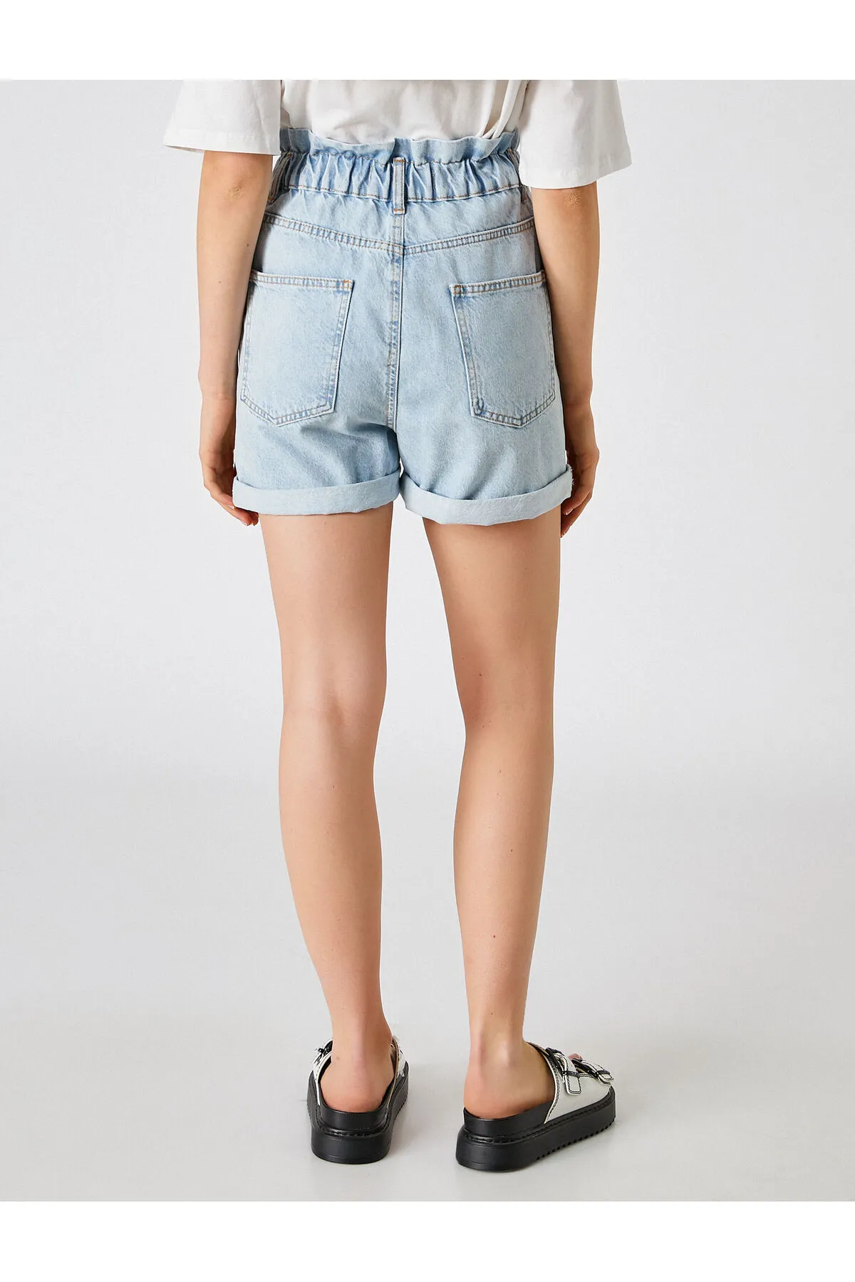 Koton  Jeansshorts mit hoher Taille und Taschen