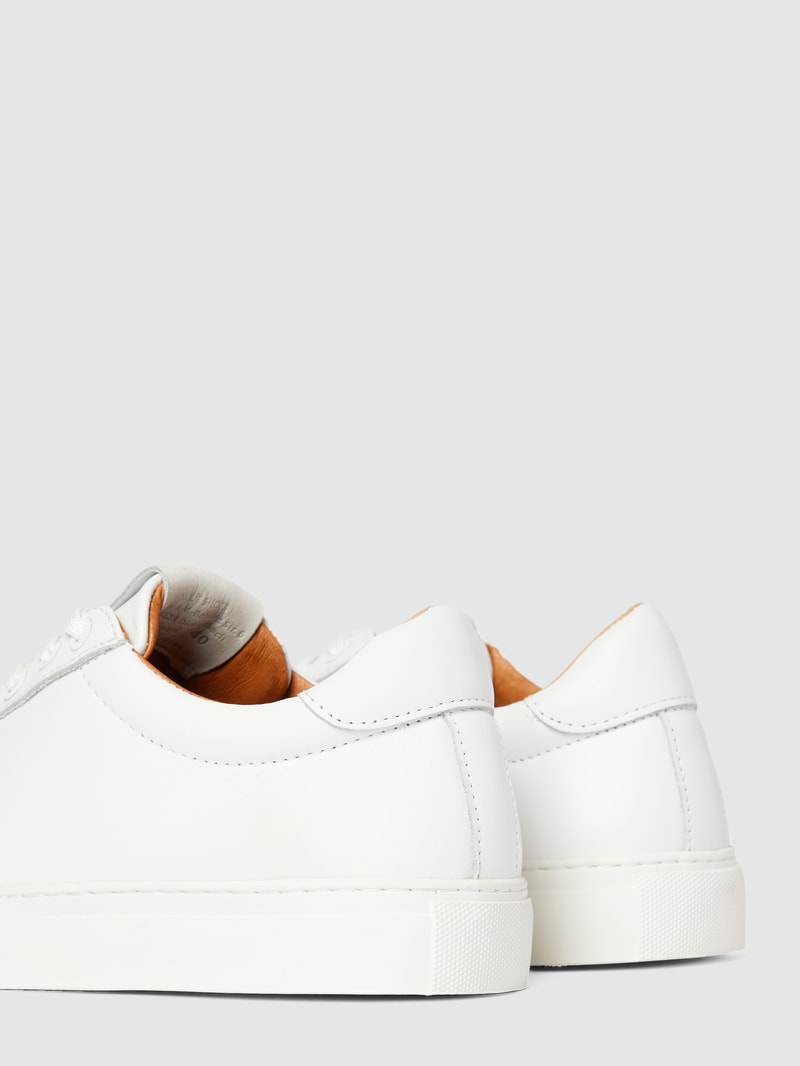 Sneaker mit Label-Detail Modell 'LORENA' in weiß