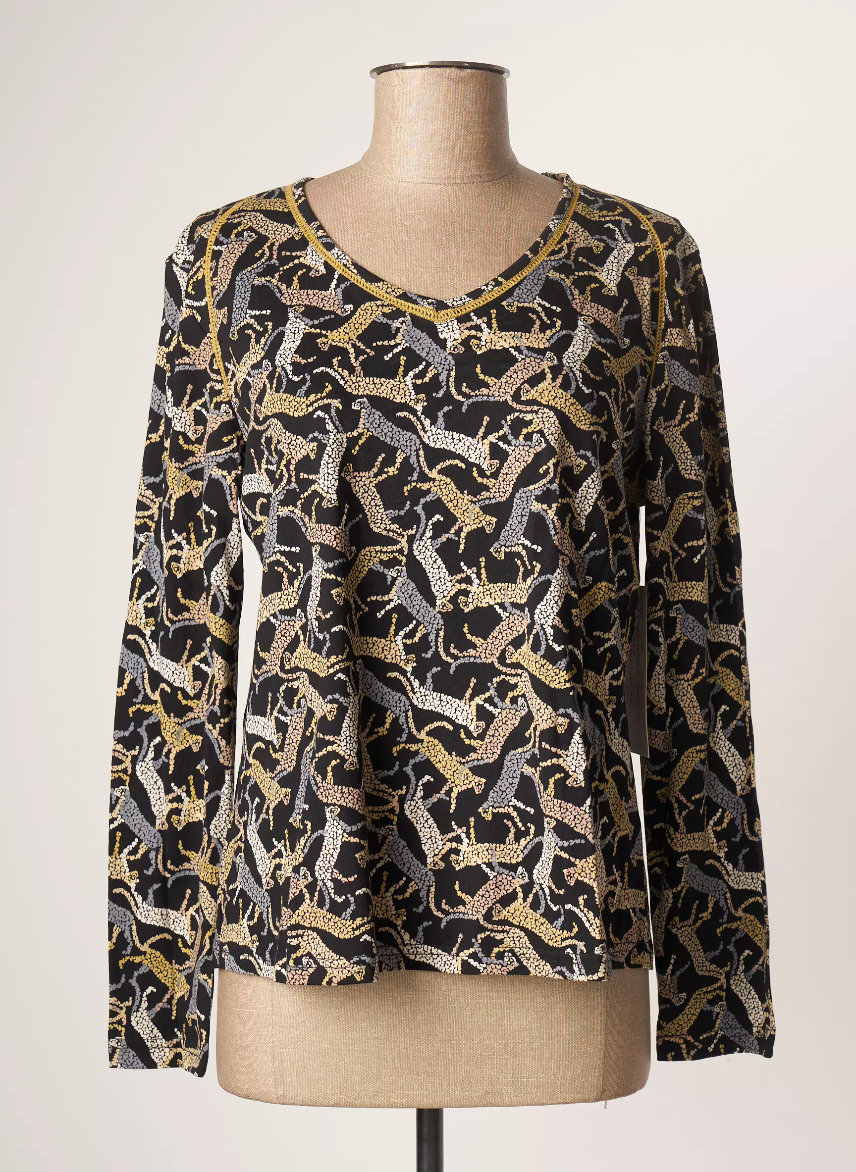 Agathe   Louise Tshirts Femme couleur noir