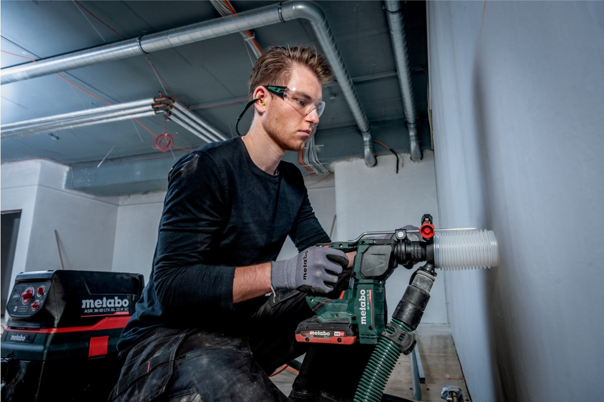 Metabo 600324500 BH 18 LTX BL 16 Mașină de găurit combinată cu acumulator SDS-Plus 18V 2,0Ah Li-Ion în cutie Metabo 600324500