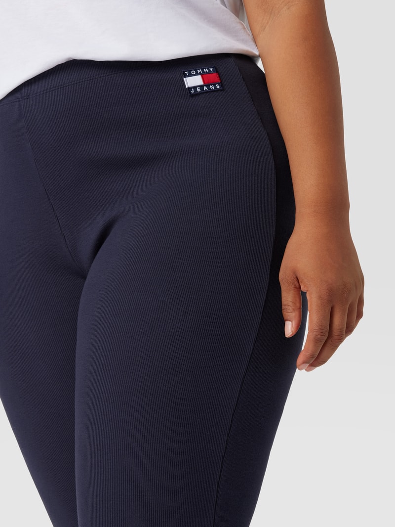 PLUS SIZE Sweathose mit Label-Patch Modell 