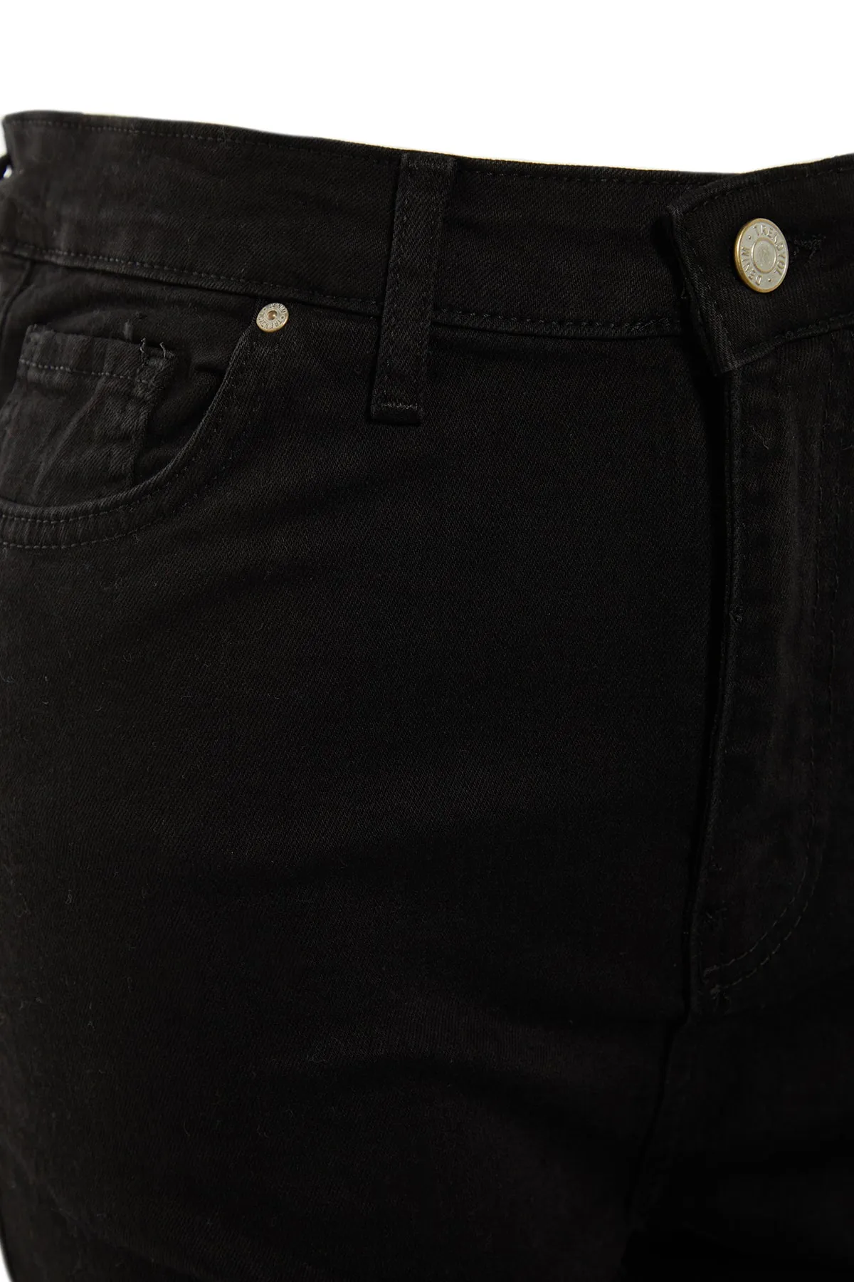 Trendyol Curve  Schwarze Schlagjeans mit hoher Taille TBBAW23JE00001