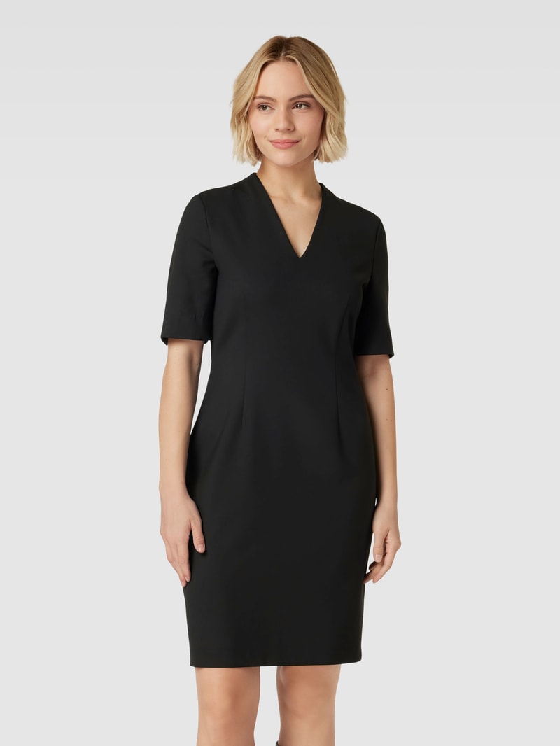 Knielanges Kleid mit V-Ausschnitt in schwarz