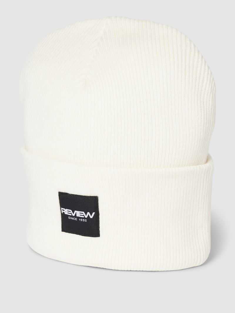 Beanie mit Label-Patch in offwhite