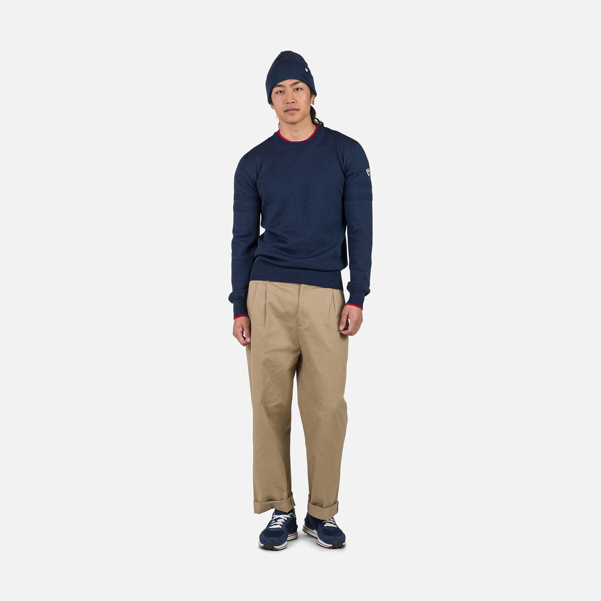 Gestreifter Herrenstrickpullover mit Rundhalsausschnitt