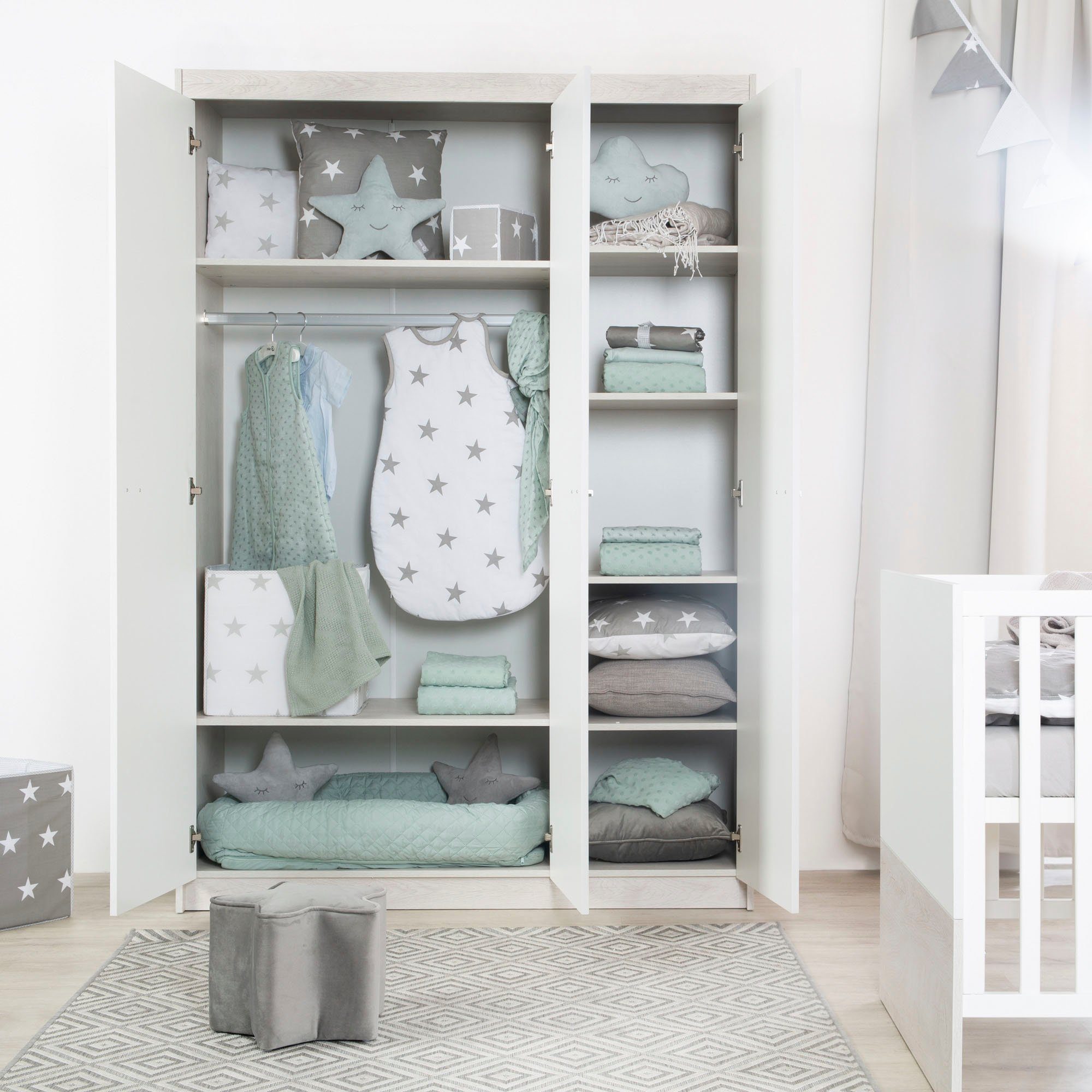 roba® Kinderkleiderschrank Julia 3-trg.