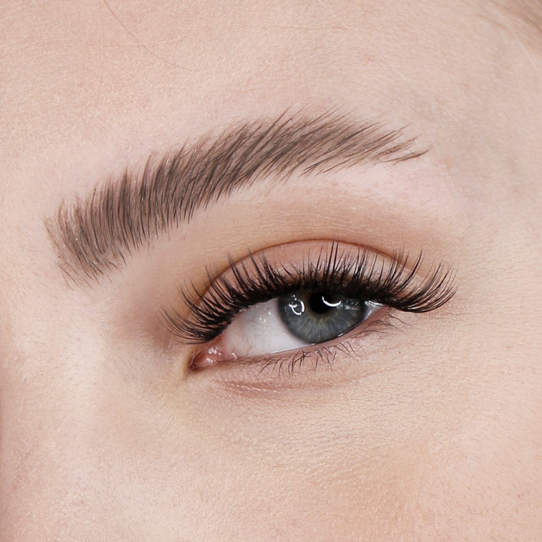 NICLAY Augenbrauen-Gel NICLAY Brow Styling Gel, 1-tlg., langanhaltend, Augenbrauen Styling Helfer, einfache Anwendung, keine lästigen Rückstände, vegan, frei von Duftstoffen, frei von Farbstoffen, frei von Schaummitteln