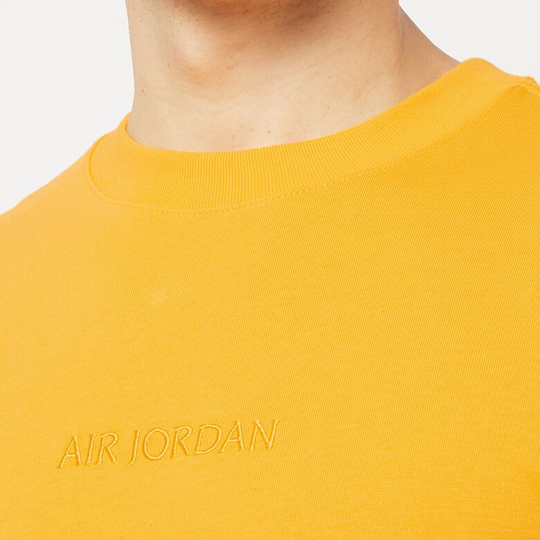 JORDAN Air Jordan Woodmark Shortsleeve Tee university gold