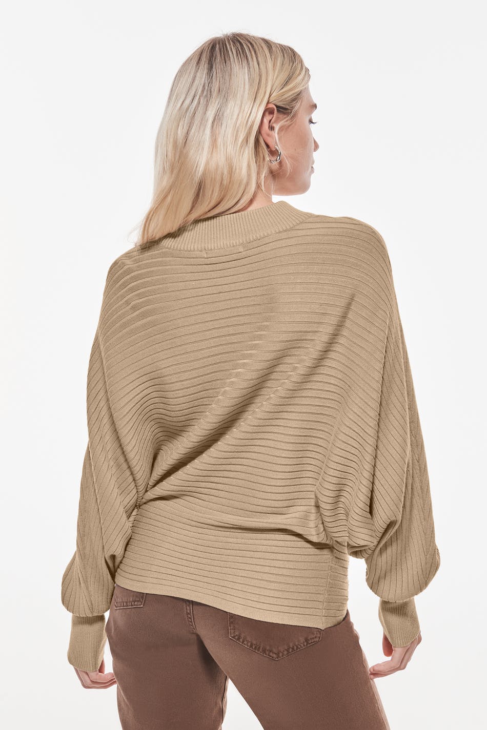 Emmy knitted sweater