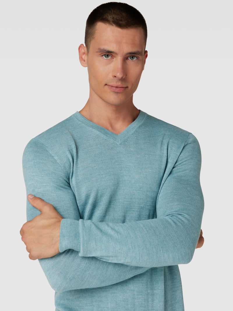 Strickpullover in schilf meliert