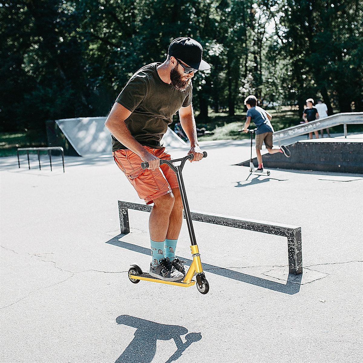 Stuntscooter mit dem 360° drehbaren Lenker