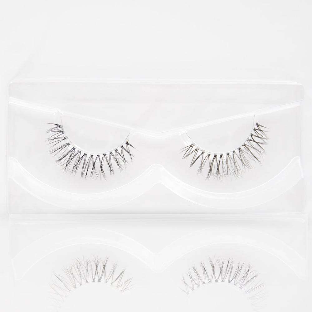 NICLAY by Florian Ferino Wimpernkranz Look 6