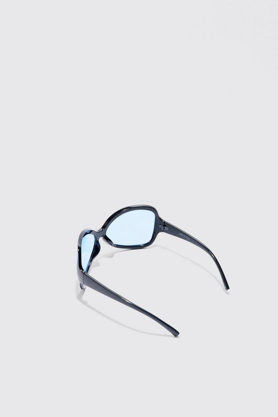 Sonnenbrille mit extremen Schild-Gläsern
