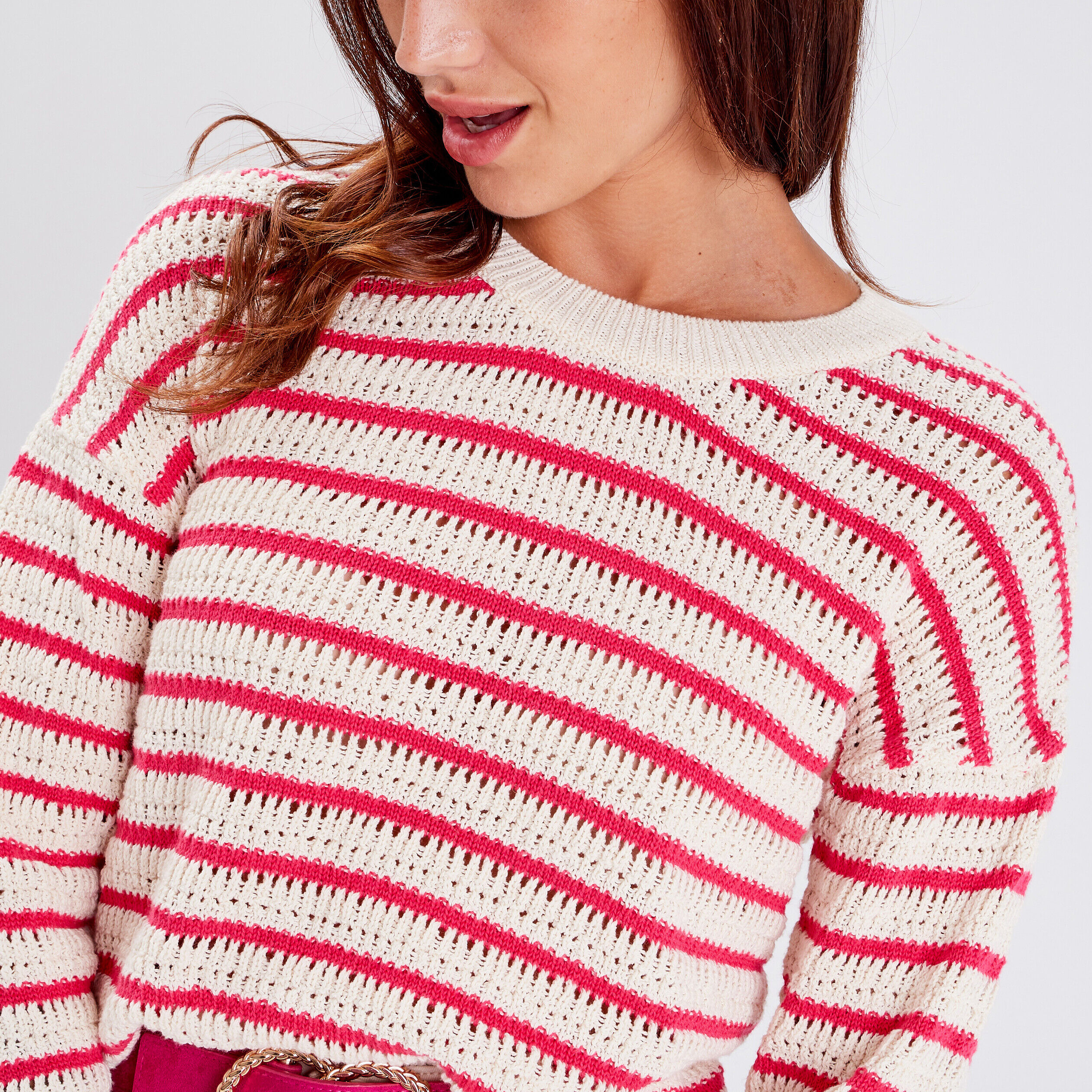 Pull manches longues ajouré rose vif femme | Cache Cache