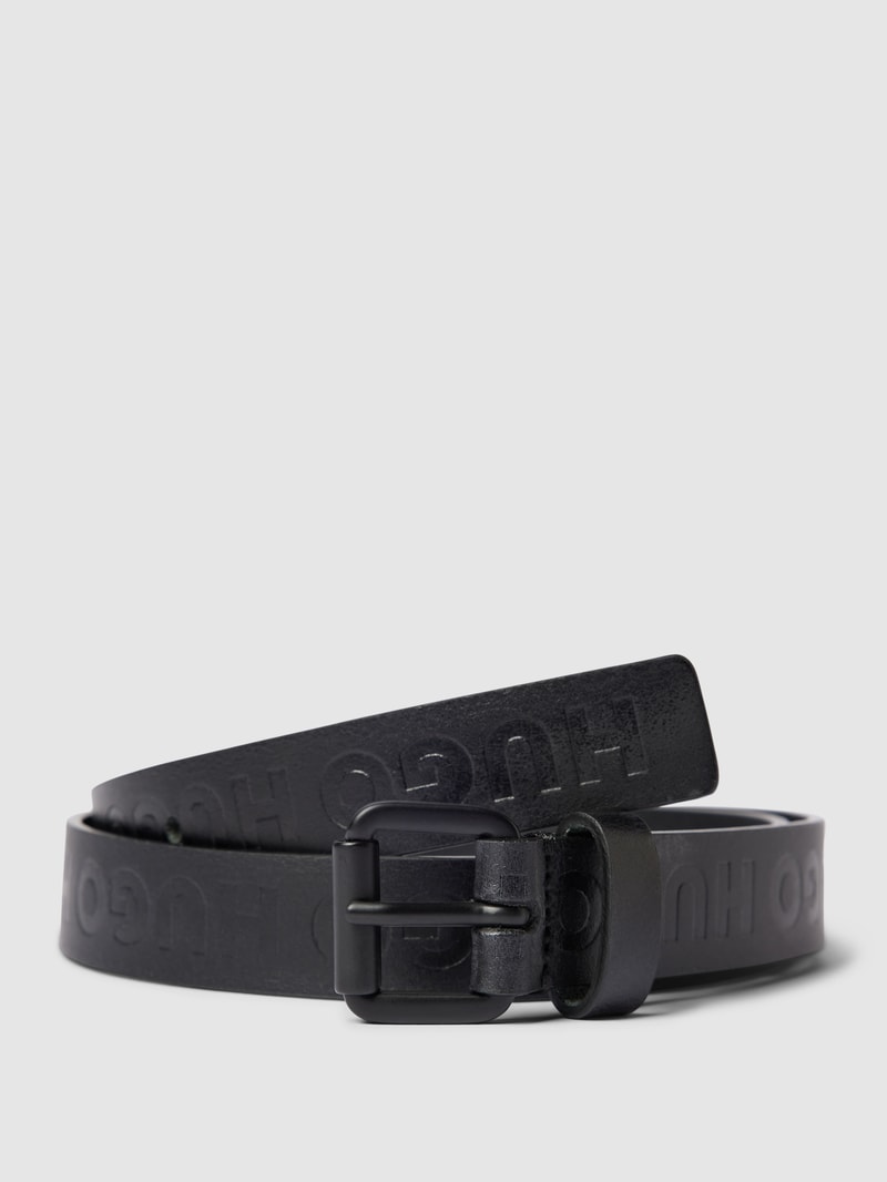 Ledergürtel mit Allover-Label-Prägung in schwarz