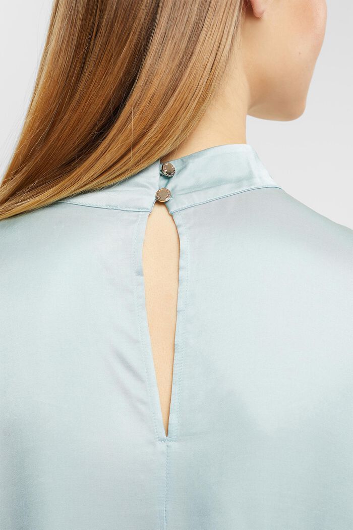 Satinbluse mit Stehkragen