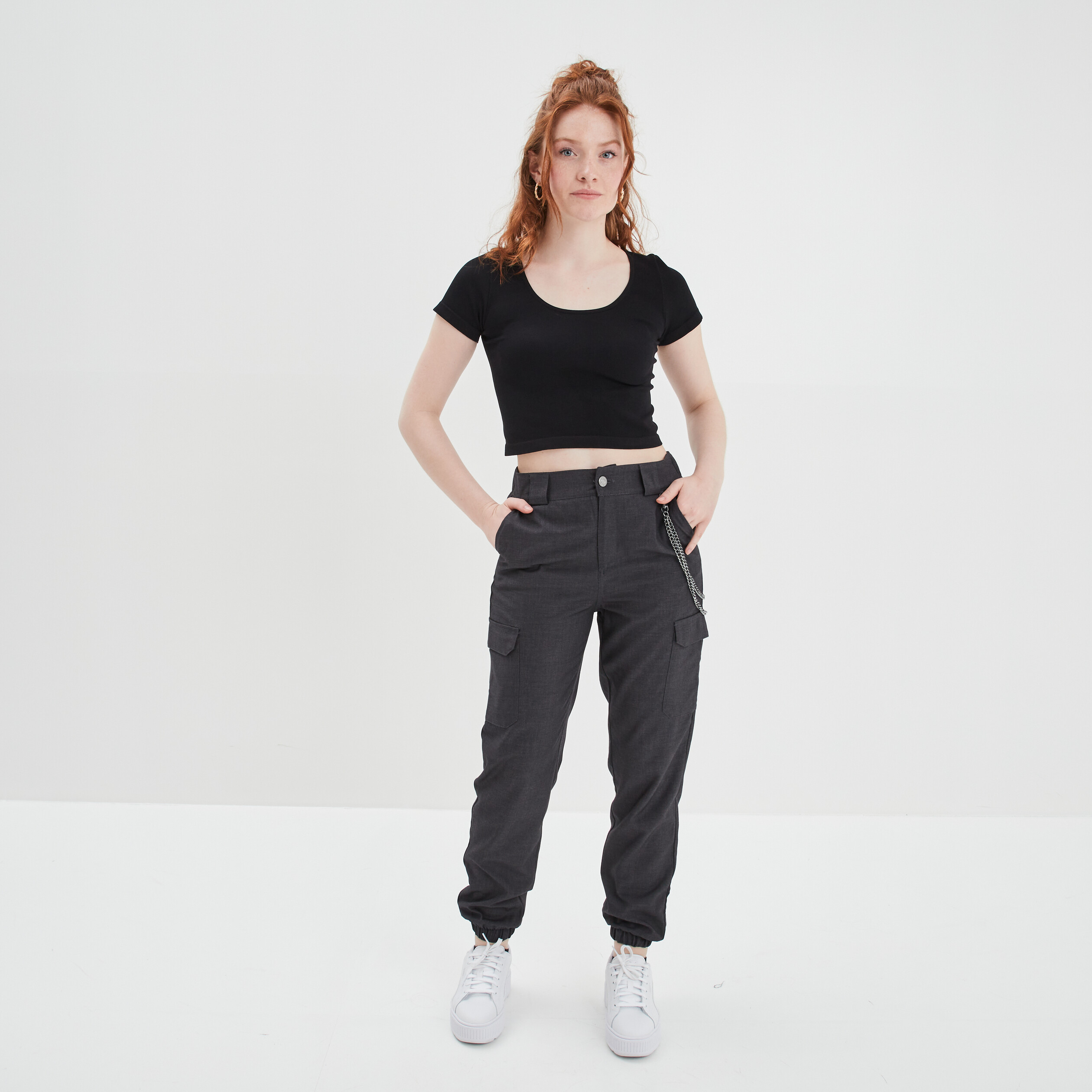 Pantalon battle avec chaîne gris foncé femme | La Halle