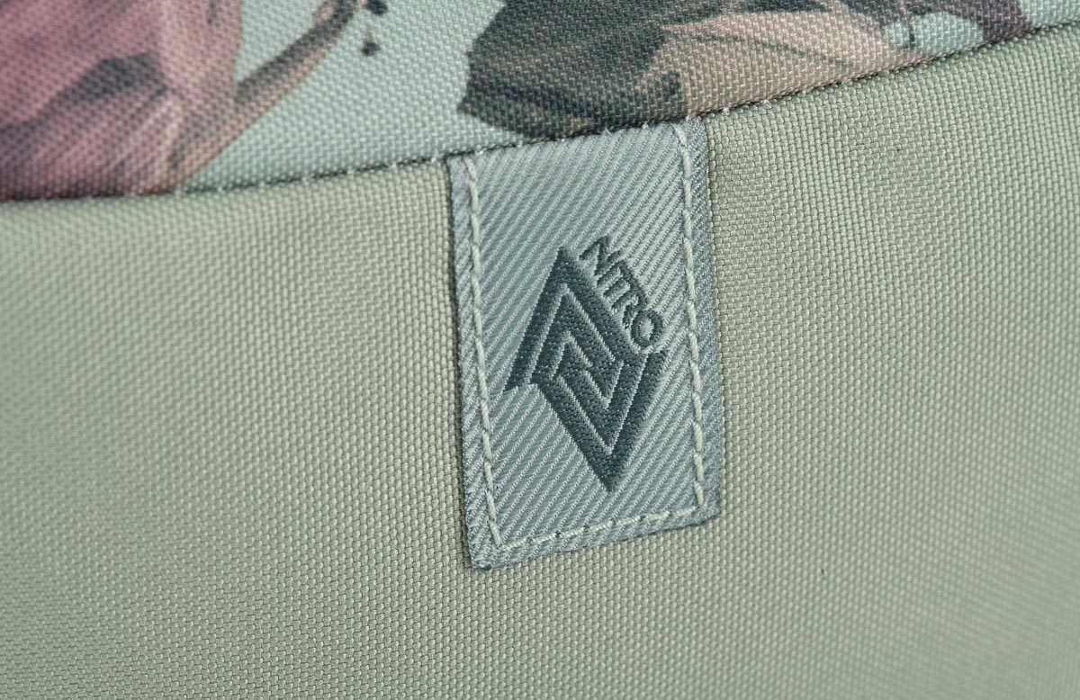 NITRO SNOWBOARDS Handtaschen grün Eine leichte, trendige Gürteltasche umwe