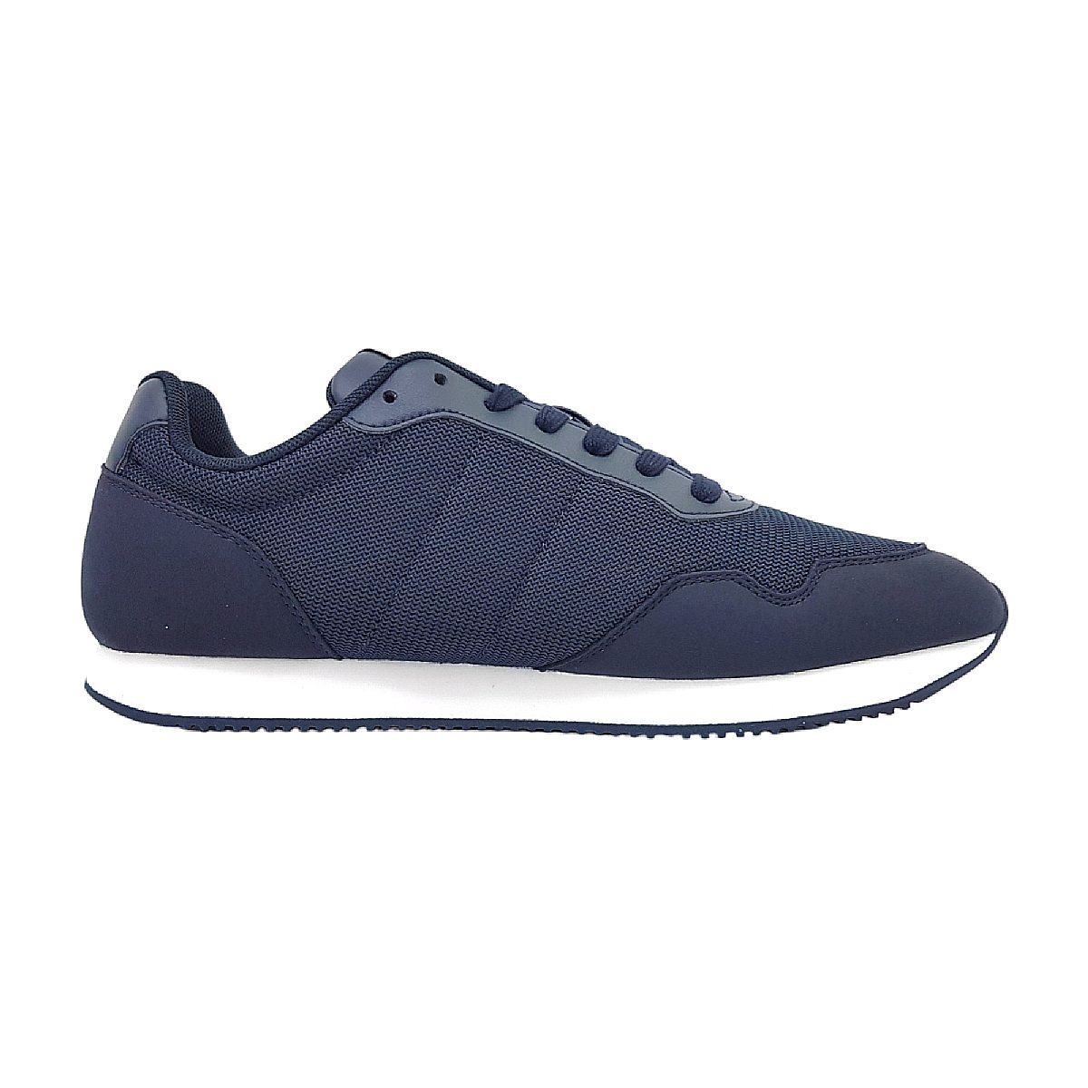 Tommy Hilfiger Core Lo Runner FM0FM04504 Blau DW5 Desert Sky