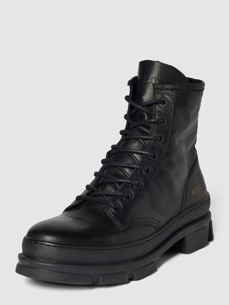 Ankle-Boots mit Label-Print in schwarz