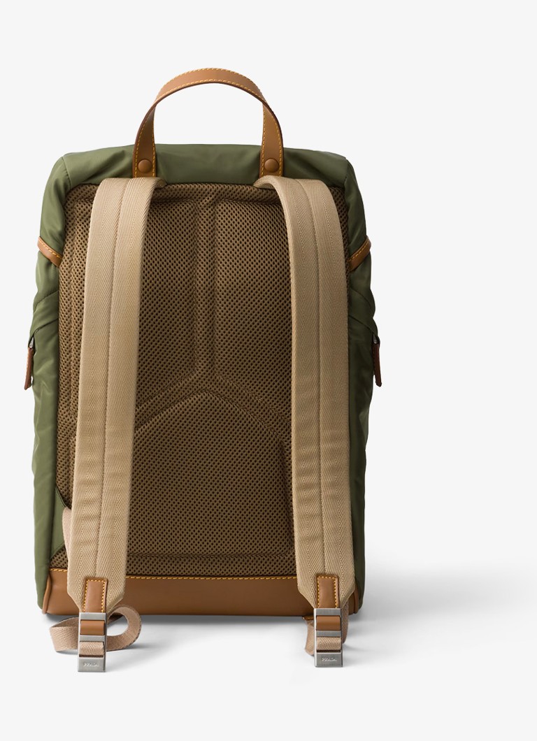 Batoh Prada Re-Nylon s koženými detaily