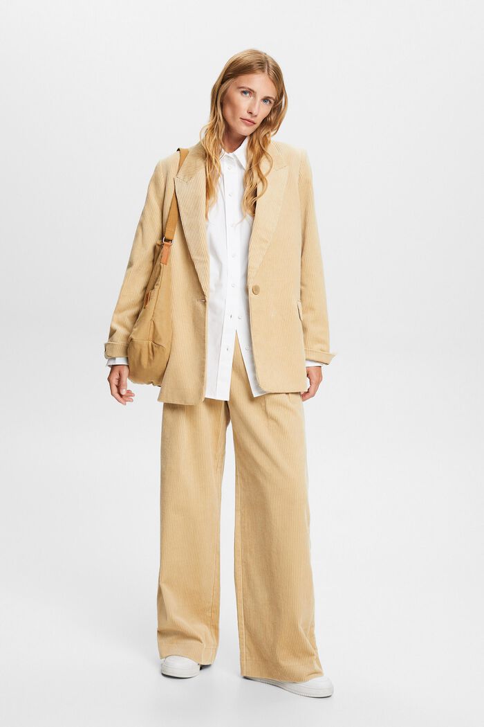 Cordhose mit weitem Bein und mittelhohem Bund