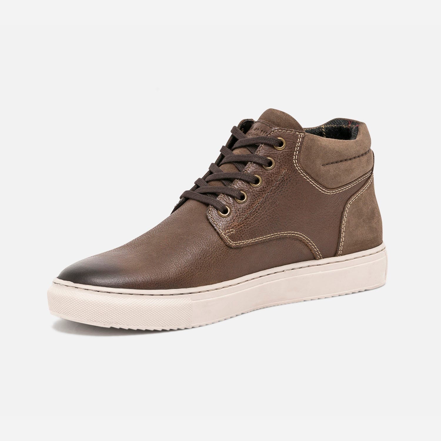 Basket marron en cuir doublure carreaux