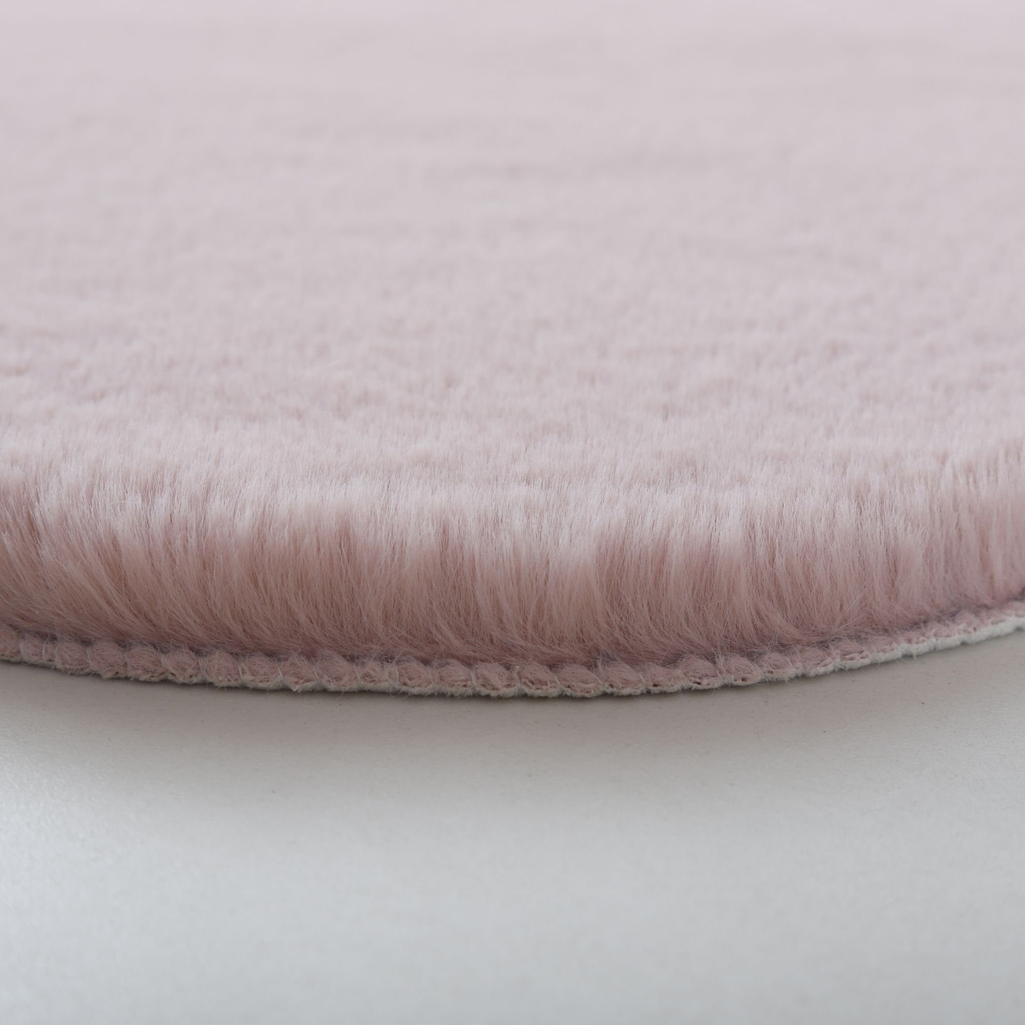 Fellteppich Kleeblatt Form, Carpetsale24, Rund, Höhe: 25 mm, Teppich Plüsch Einfarbig Kleeblattform Kunstfell Kinderzimmer