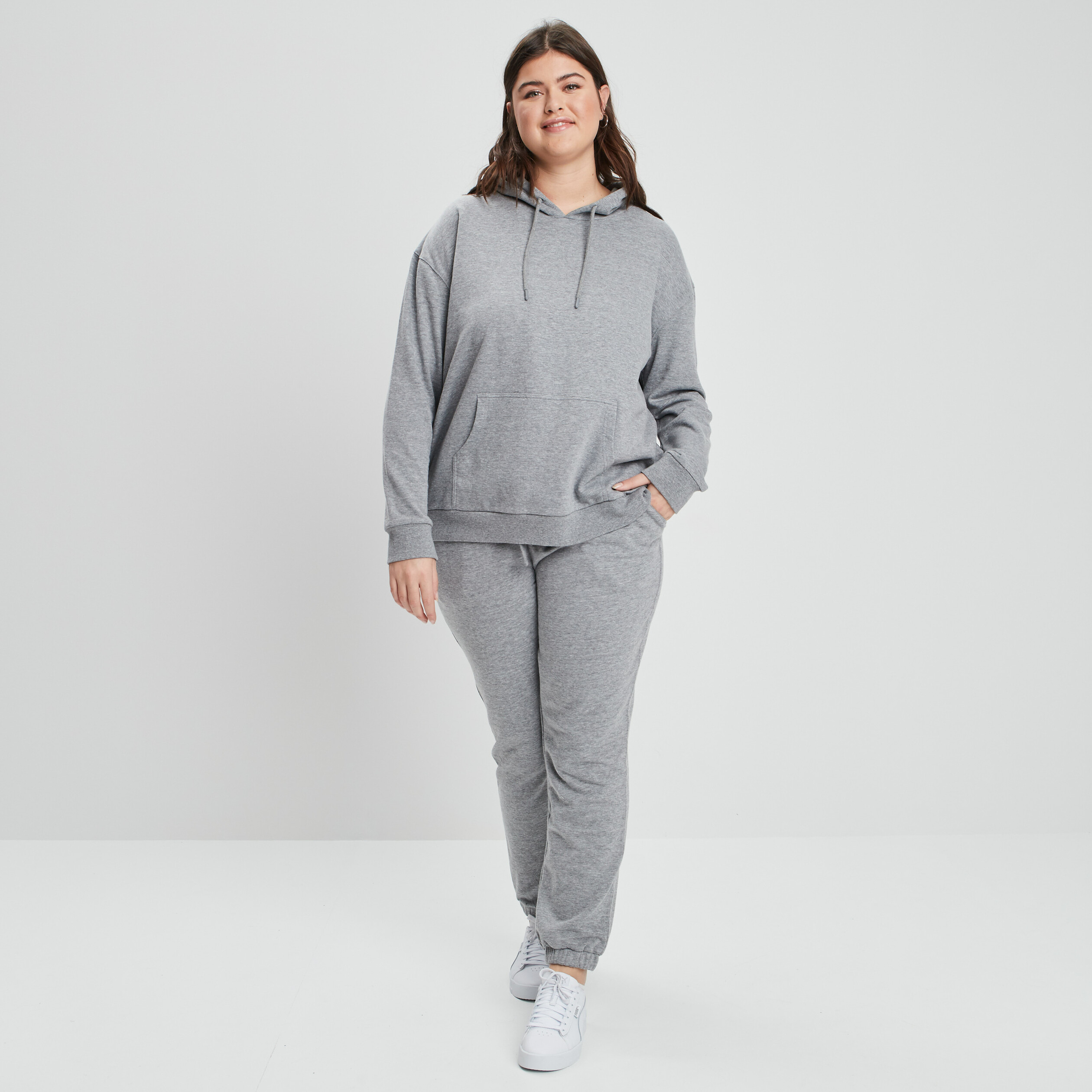 Sweat à capuche hoodie gris foncé femme grande taille | La Halle