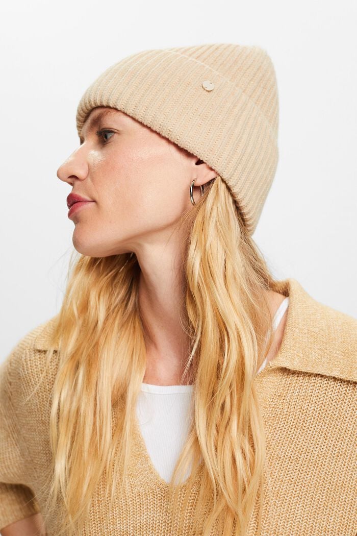 Rippstrick-Beanie