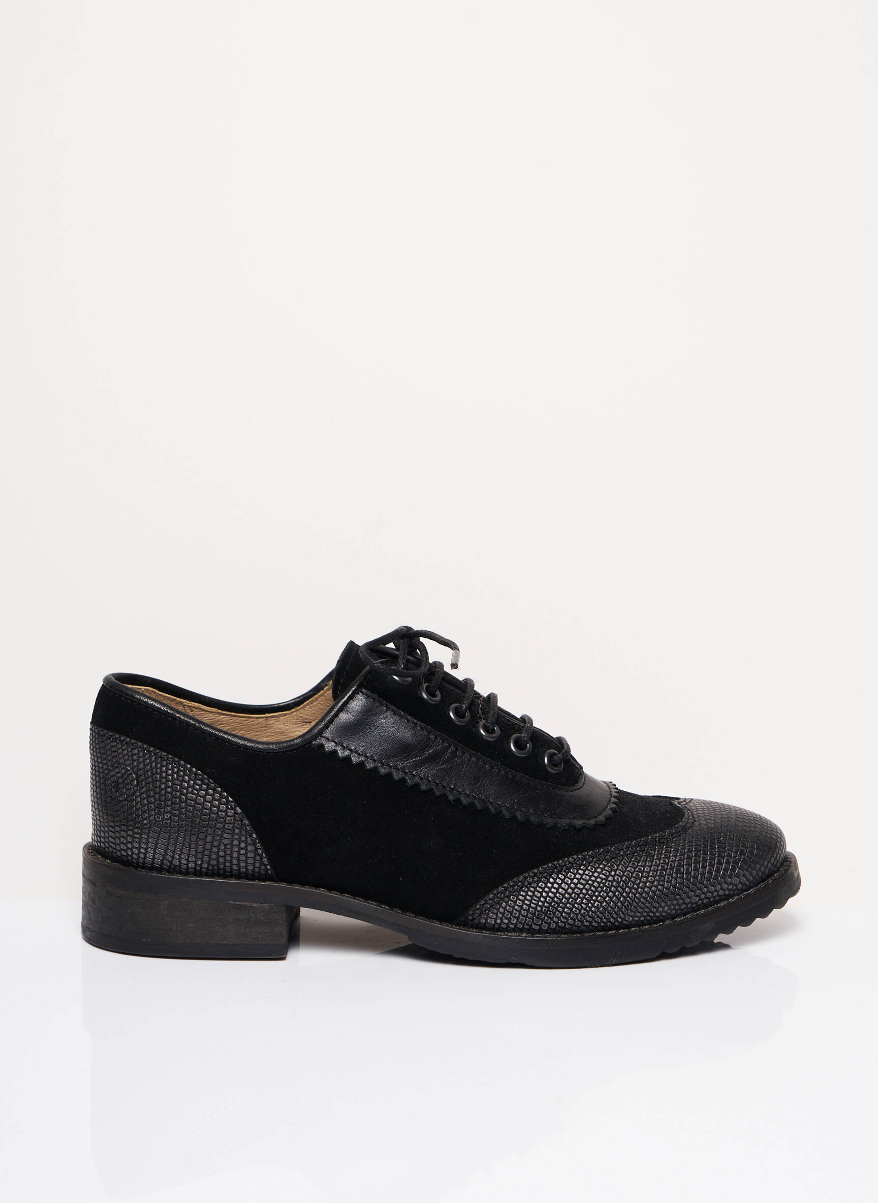 Casta Derby Femme couleur noir